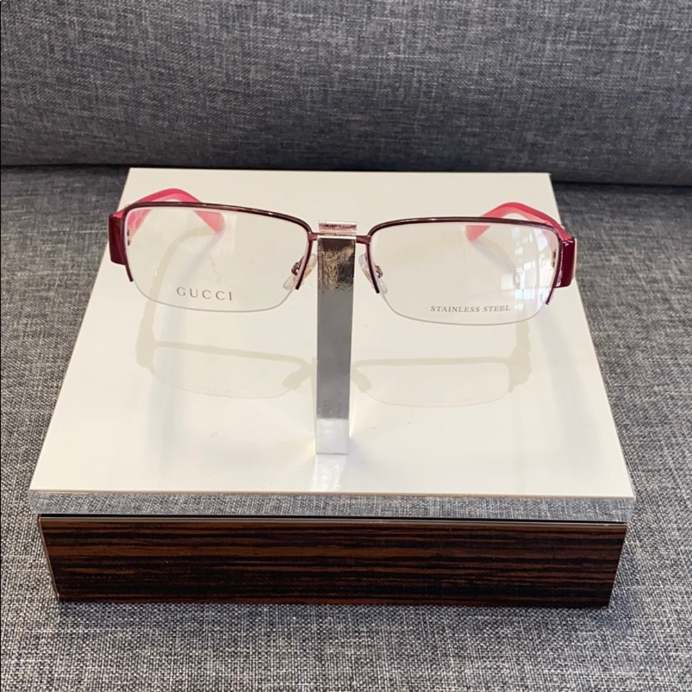 Gucci Eyeglass Frame GG2878